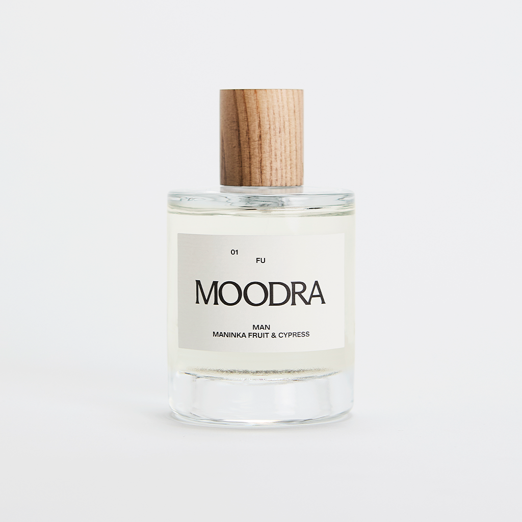 foto-perfume-cipres-y-maninka